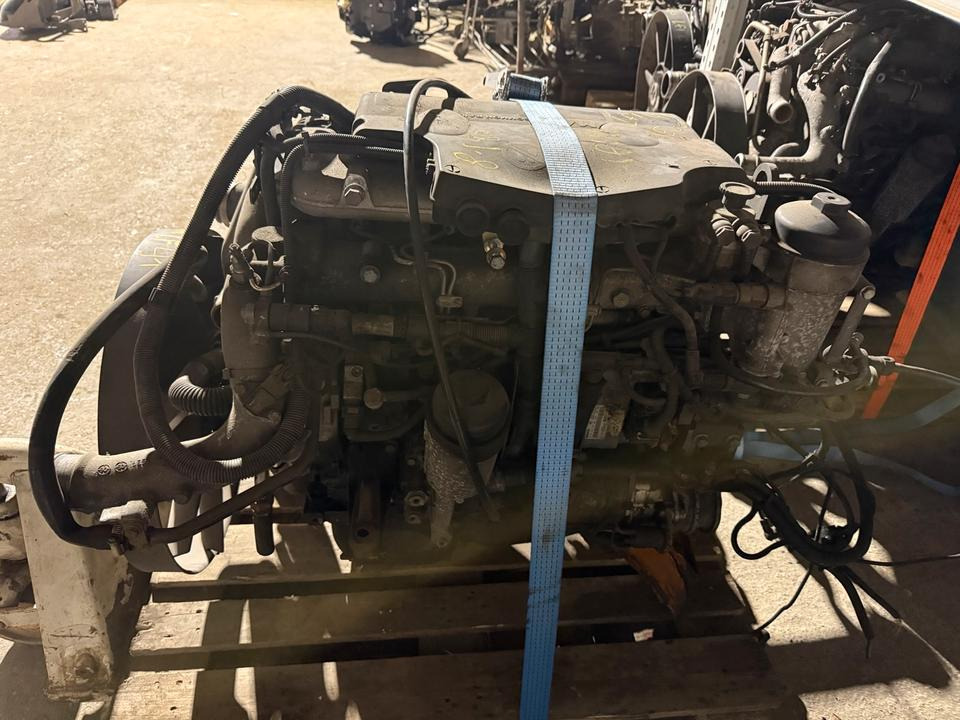 MAN 8.180 Motor EU3 D0834 LFL41 - Motor voor Vrachtwagen: afbeelding 2 MAN 8.180 Motor EU3 D0834 LFL41 - Motor voor Vrachtwagen: afbeelding 2