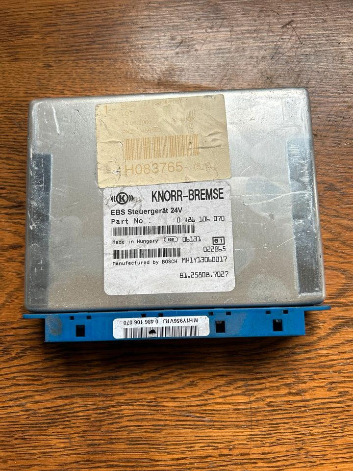 MAN KNORR-BREMSE EBS Steuergerät 81.25808.7027 - ECU voor Vrachtwagen: afbeelding 1 MAN KNORR-BREMSE EBS Steuergerät 81.25808.7027 - ECU voor Vrachtwagen: afbeelding 1