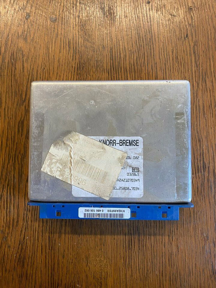 MAN Knorr-Bremse EBS Steuergerät 81258087034 - ECU voor Vrachtwagen: afbeelding 1 MAN Knorr-Bremse EBS Steuergerät 81258087034 - ECU voor Vrachtwagen: afbeelding 1