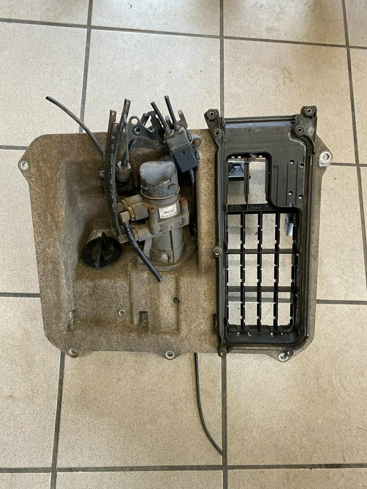 MAN TGA TGX Fußbremsventil 81259706103 Knorr-Bremse 81521306275 - Remventiel voor Vrachtwagen: afbeelding 1 MAN TGA TGX Fußbremsventil 81259706103 Knorr-Bremse 81521306275 - Remventiel voor Vrachtwagen: afbeelding 1