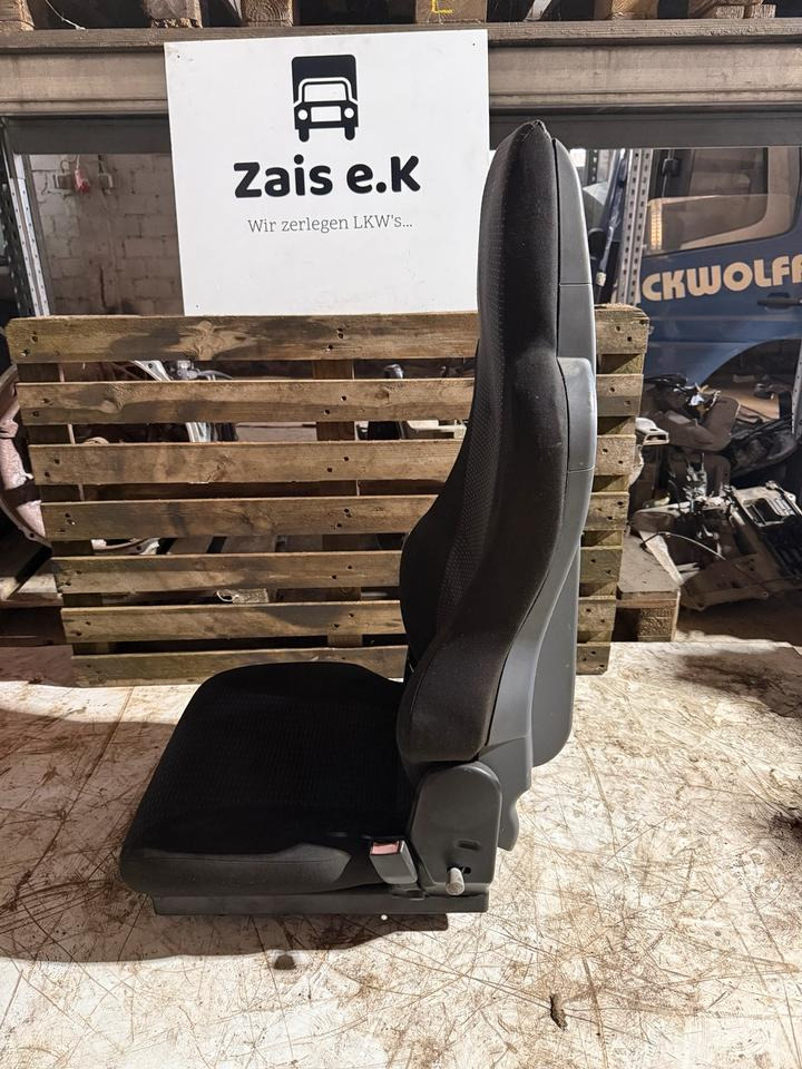 MAN TGL EURO5/6 Mittlerer Sitz - Zitplaats voor Vrachtwagen: afbeelding 4 MAN TGL EURO5/6 Mittlerer Sitz - Zitplaats voor Vrachtwagen: afbeelding 4