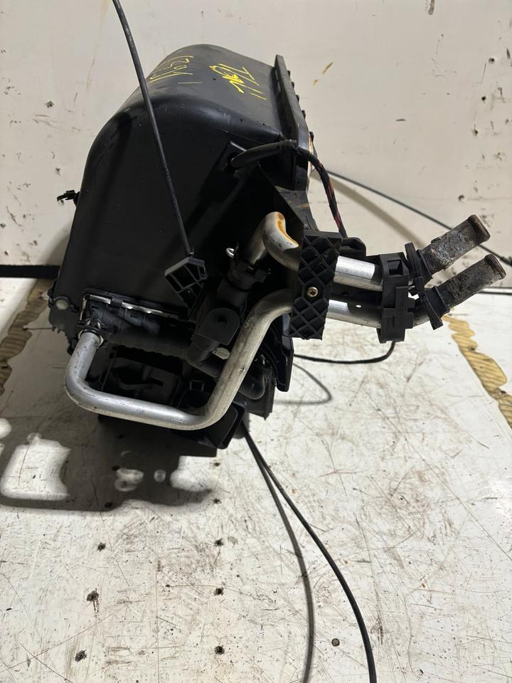 MAN TGL Innenraum Gebläse/Heizung 81.61900.6391 - Ventilator voor Vrachtwagen: afbeelding 3 MAN TGL Innenraum Gebläse/Heizung 81.61900.6391 - Ventilator voor Vrachtwagen: afbeelding 3