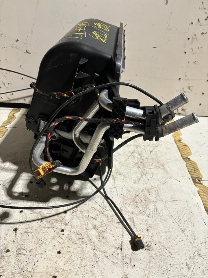 MAN TGL Innenraum Gebläse/Heizung 81.61900.6427 - Verwarming/ Ventilatie voor Vrachtwagen: afbeelding 3 MAN TGL Innenraum Gebläse/Heizung 81.61900.6427 - Verwarming/ Ventilatie voor Vrachtwagen: afbeelding 3