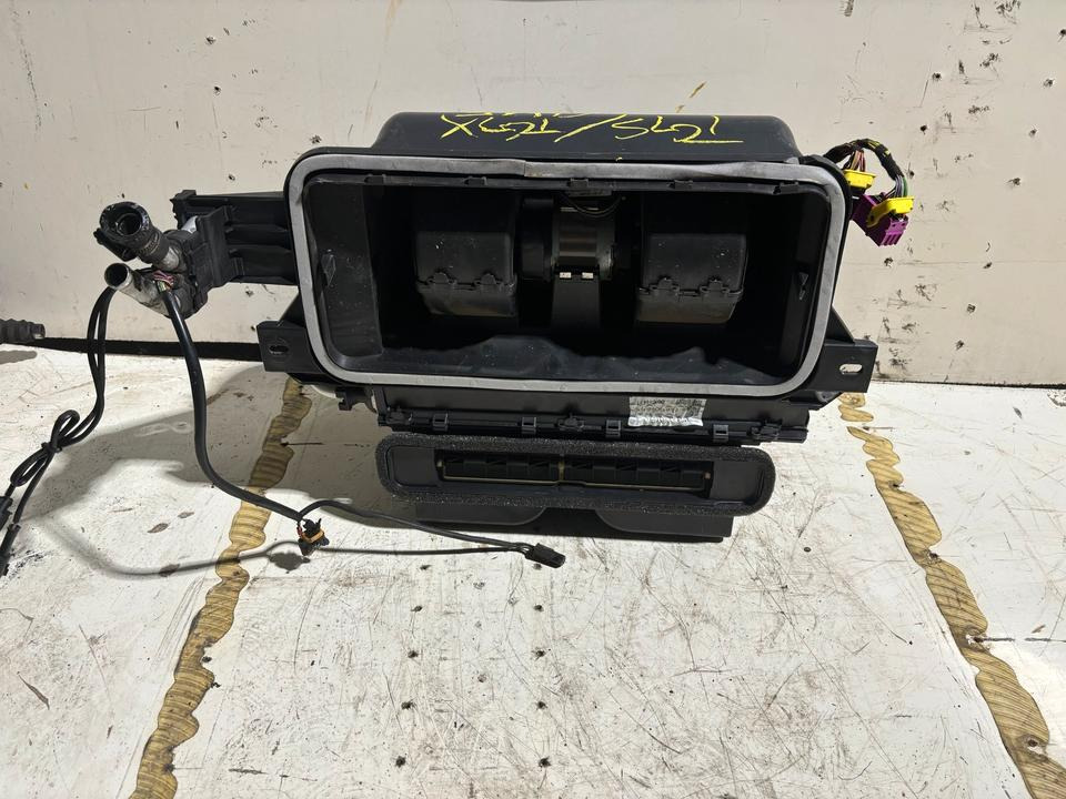 MAN TGX/TGS Innenraum Gebläse/Heizung 81.61900.6415 - Ventilator voor Vrachtwagen: afbeelding 2 MAN TGX/TGS Innenraum Gebläse/Heizung 81.61900.6415 - Ventilator voor Vrachtwagen: afbeelding 2