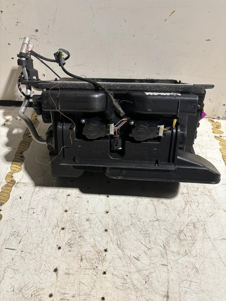 MAN TGX/TGS Innenraum Gebläse/Heizung 81.61900.6433 - Ventilator voor Vrachtwagen: afbeelding 5 MAN TGX/TGS Innenraum Gebläse/Heizung 81.61900.6433 - Ventilator voor Vrachtwagen: afbeelding 5