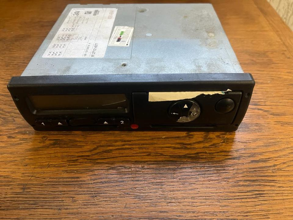MAN TGX Tachograph 81.27101-6577 - Tachograph voor Vrachtwagen: afbeelding 1 MAN TGX Tachograph 81.27101-6577 - Tachograph voor Vrachtwagen: afbeelding 1