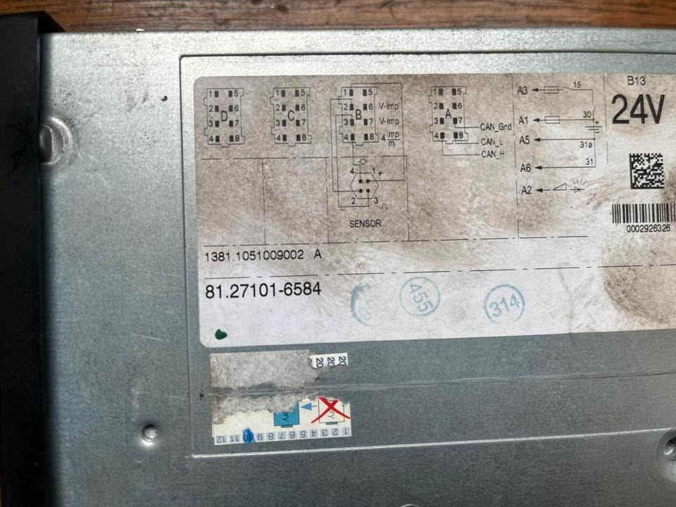 MAN TGX Tachograph 81.27101-6584 - Tachograph voor Vrachtwagen: afbeelding 2 MAN TGX Tachograph 81.27101-6584 - Tachograph voor Vrachtwagen: afbeelding 2
