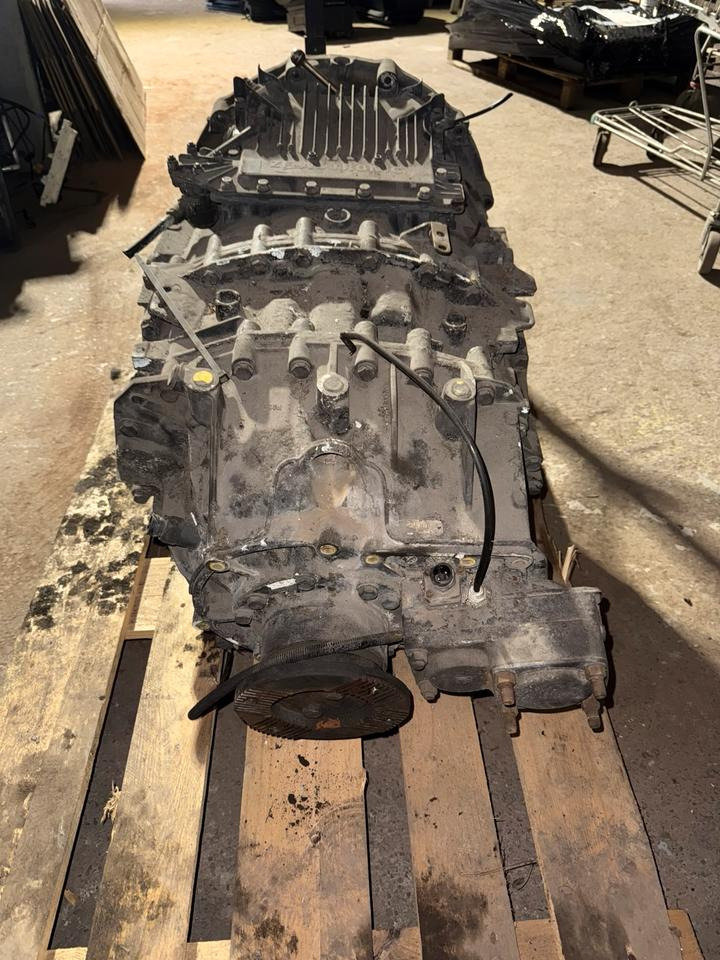 MAN ZF ASTRONIC 12 AS 2130 TD Getriebe + Nebenantrieb - Versnellingsbak voor Vrachtwagen: afbeelding 4 MAN ZF ASTRONIC 12 AS 2130 TD Getriebe + Nebenantrieb - Versnellingsbak voor Vrachtwagen: afbeelding 4