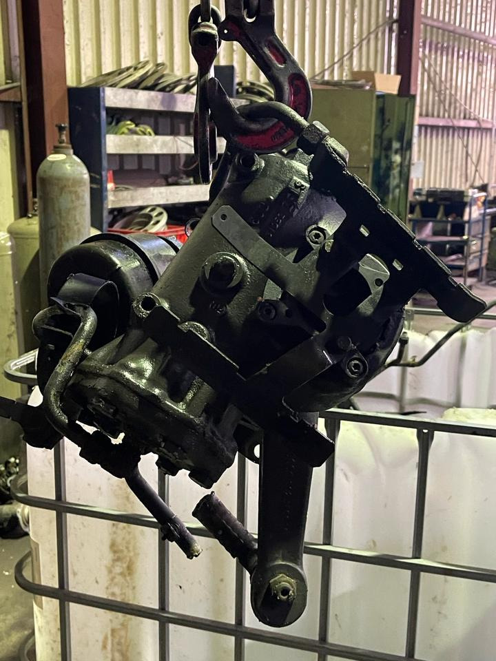 MERCEDES AXOR Lenkung Lenkgetriebe ZFLS - Stuurinrichting voor Vrachtwagen: afbeelding 2 MERCEDES AXOR Lenkung Lenkgetriebe ZFLS - Stuurinrichting voor Vrachtwagen: afbeelding 2