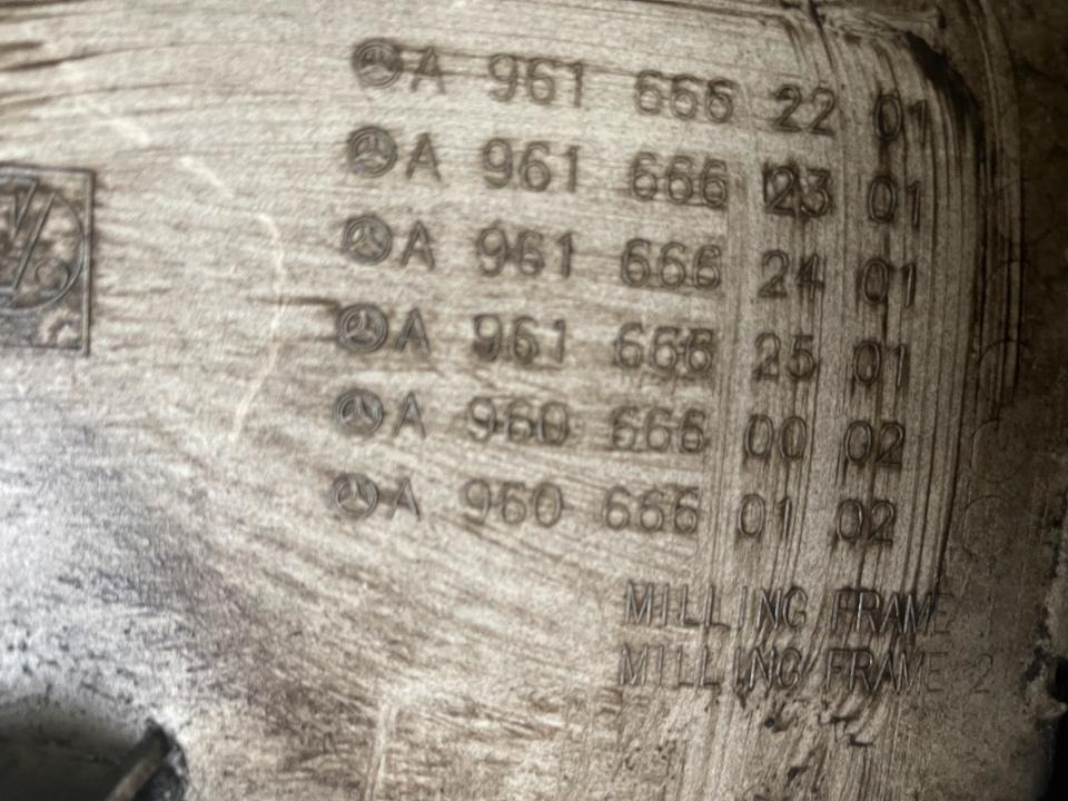 Mercedes ACTROS MP4 Einstieg Links A9616662201 - Treeplank voor Vrachtwagen: afbeelding 3 Mercedes ACTROS MP4 Einstieg Links A9616662201 - Treeplank voor Vrachtwagen: afbeelding 3