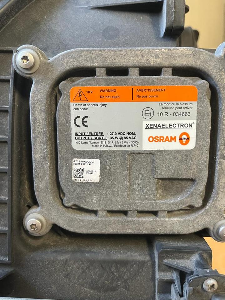 Mercedes Actros Bi Xenon Scheinwerfer Vorne Links A9608200639 - Koplamp voor Vrachtwagen: afbeelding 3 Mercedes Actros Bi Xenon Scheinwerfer Vorne Links A9608200639 - Koplamp voor Vrachtwagen: afbeelding 3