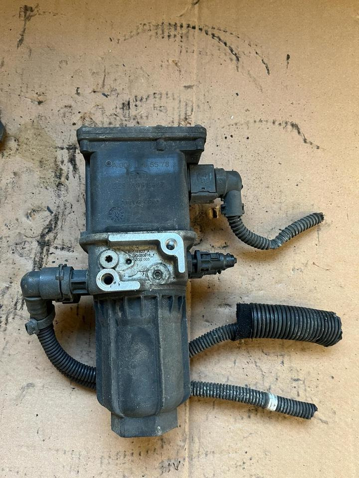 Mercedes Actros MP4 AdBlue Pumpe A0001405578 - Brandstofpomp voor Vrachtwagen: afbeelding 4 Mercedes Actros MP4 AdBlue Pumpe A0001405578 - Brandstofpomp voor Vrachtwagen: afbeelding 4