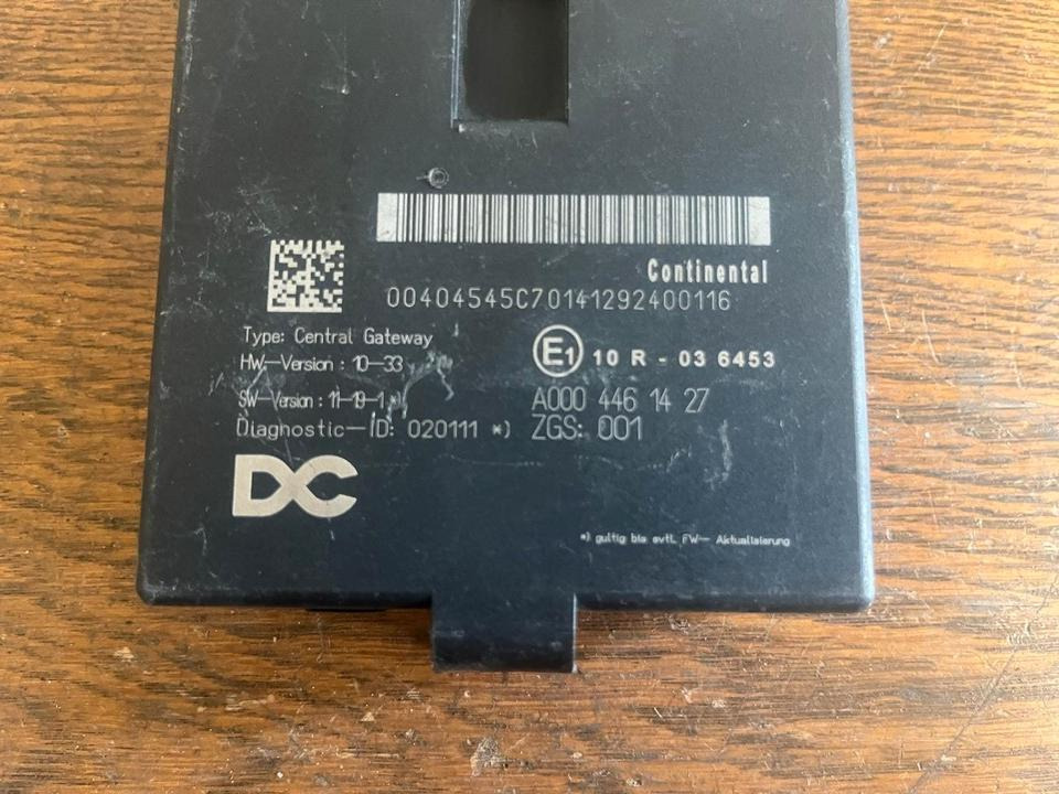 Mercedes Actros MP4 Central Gateway Steuergerät A0004461427 - ECU voor Vrachtwagen: afbeelding 3 Mercedes Actros MP4 Central Gateway Steuergerät A0004461427 - ECU voor Vrachtwagen: afbeelding 3