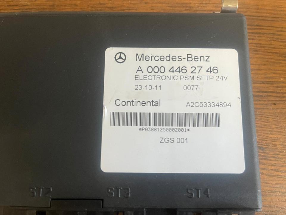 Mercedes Actros MP4 Elektronik PSM Steuergerät A0004462746 - ECU voor Vrachtwagen: afbeelding 3 Mercedes Actros MP4 Elektronik PSM Steuergerät A0004462746 - ECU voor Vrachtwagen: afbeelding 3