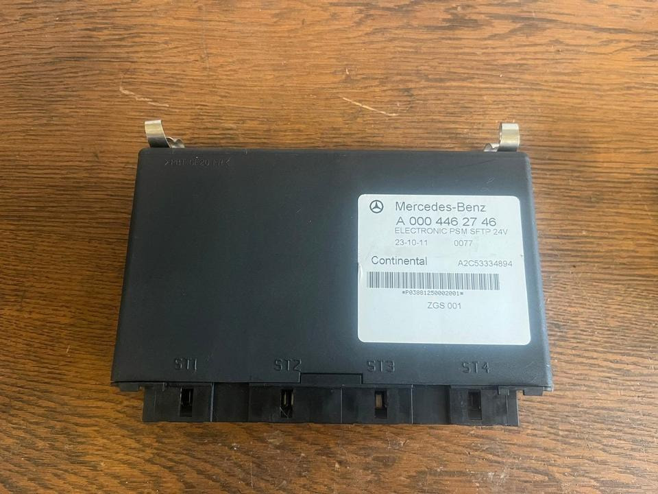 Mercedes Actros MP4 Elektronik PSM Steuergerät A0004462746 - ECU voor Vrachtwagen: afbeelding 2 Mercedes Actros MP4 Elektronik PSM Steuergerät A0004462746 - ECU voor Vrachtwagen: afbeelding 2