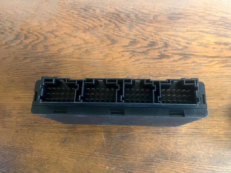 Mercedes Actros MP4 Elektronik PSM Steuergerät A0004462746 - ECU voor Vrachtwagen: afbeelding 4 Mercedes Actros MP4 Elektronik PSM Steuergerät A0004462746 - ECU voor Vrachtwagen: afbeelding 4