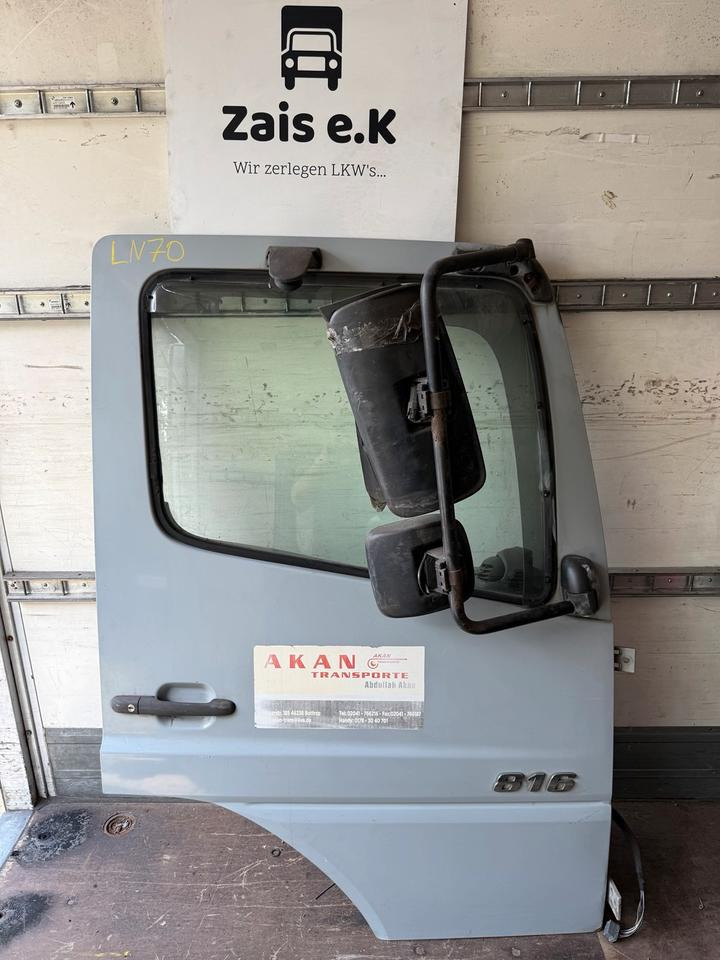 Mercedes Atego 2 Beifahrertür Grau Spiegel Innenverkleidung LN 70 - Deur en onderdelen voor Vrachtwagen: afbeelding 1 Mercedes Atego 2 Beifahrertür Grau Spiegel Innenverkleidung LN 70 - Deur en onderdelen voor Vrachtwagen: afbeelding 1