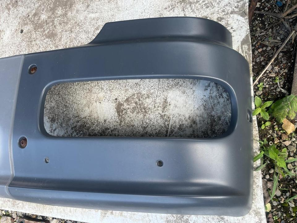 Mercedes Atego 3, 12 Tonner Stoßstange - Bumper voor Vrachtwagen: afbeelding 4 Mercedes Atego 3, 12 Tonner Stoßstange - Bumper voor Vrachtwagen: afbeelding 4