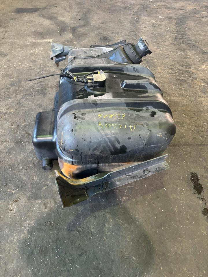 Mercedes Atego 4 EU6 Dieseltank Tank Tankbehälter 200L - Brandstoftank voor Vrachtwagen: afbeelding 3 Mercedes Atego 4 EU6 Dieseltank Tank Tankbehälter 200L - Brandstoftank voor Vrachtwagen: afbeelding 3