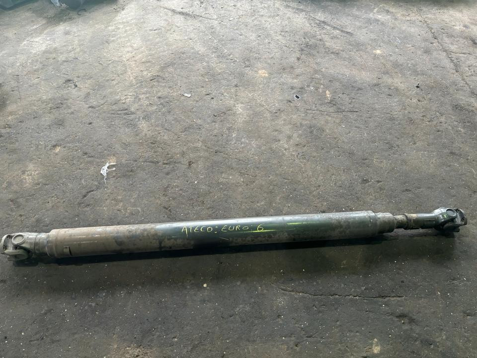 Mercedes Atego 4 EU6 Kardanwelle 220 CM, Kurze Radstand - Cardanas voor Vrachtwagen: afbeelding 1 Mercedes Atego 4 EU6 Kardanwelle 220 CM, Kurze Radstand - Cardanas voor Vrachtwagen: afbeelding 1