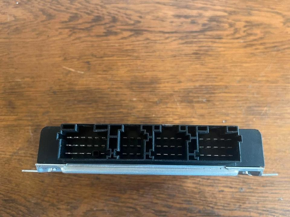 Mercedes-Benz Knorr-Bremse ABS/ASR Steuergerät 0486104034 - ECU voor Vrachtwagen: afbeelding 4 Mercedes-Benz Knorr-Bremse ABS/ASR Steuergerät 0486104034 - ECU voor Vrachtwagen: afbeelding 4