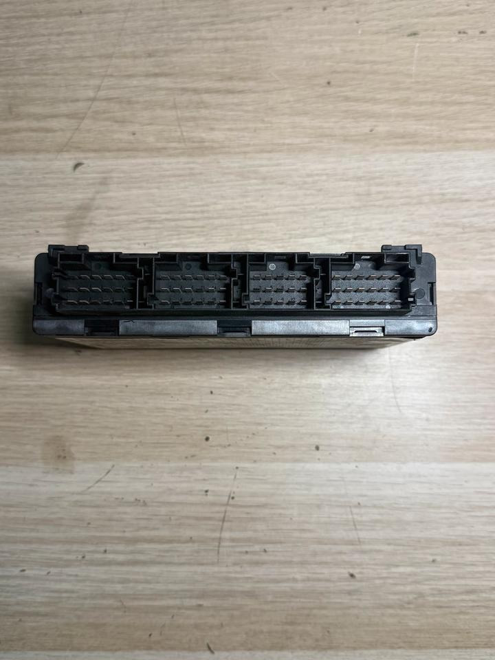 Mercedes Elektronik FR Steuergerät A0014461302 - ECU voor Vrachtwagen: afbeelding 4 Mercedes Elektronik FR Steuergerät A0014461302 - ECU voor Vrachtwagen: afbeelding 4