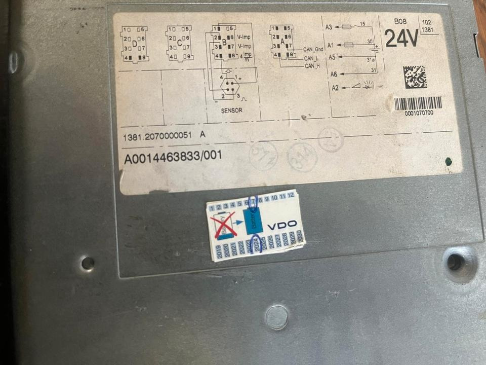 Mercedes Axor 18/24 Tachograph A0014463833 Ca.259.000 km - Onderdelen: afbeelding 3 Mercedes Axor 18/24 Tachograph A0014463833 Ca.259.000 km - Onderdelen: afbeelding 3