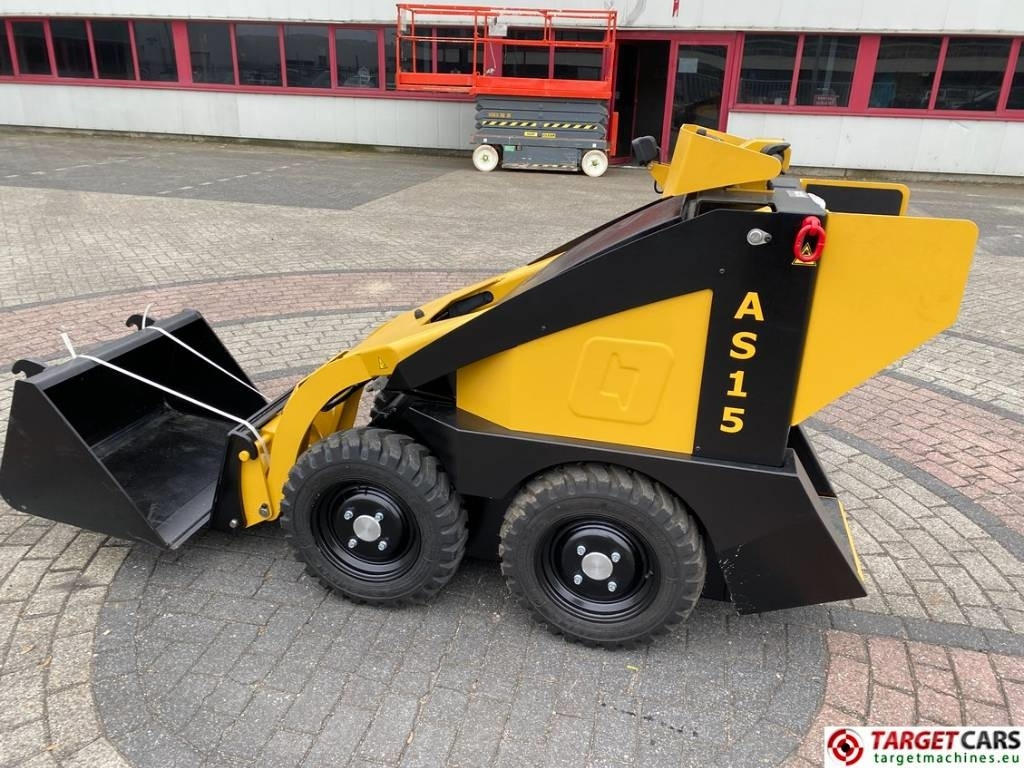 Leasing Conmeq AS15 Mini Skid Steer Loader 4x4 Electric  Conmeq AS15 Mini Skid Steer Loader 4x4 Electric: afbeelding 29
