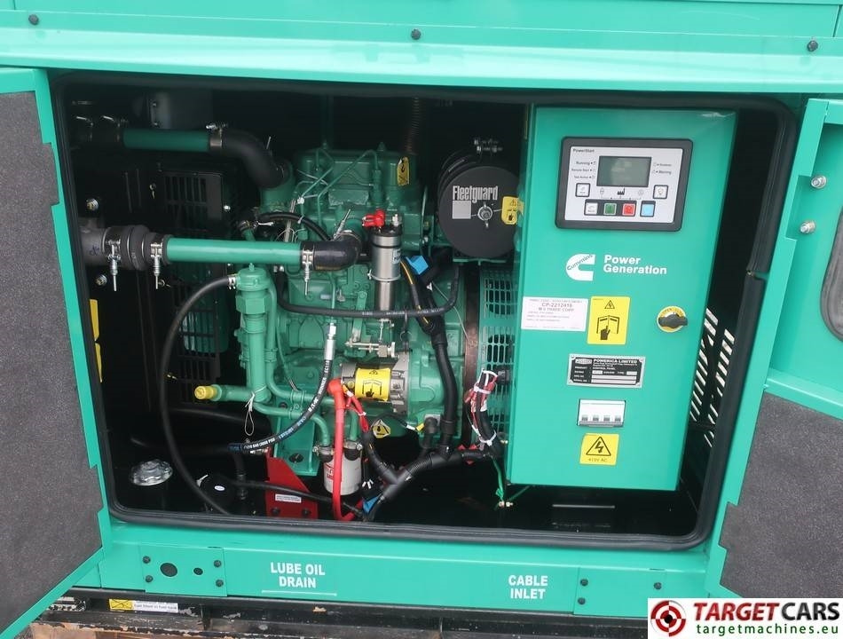 Cummins C15D5P Diesel 15KVA Generator 415V/230V Stamford - Industrie generator: afbeelding 5 Cummins C15D5P Diesel 15KVA Generator 415V/230V Stamford - Industrie generator: afbeelding 5
