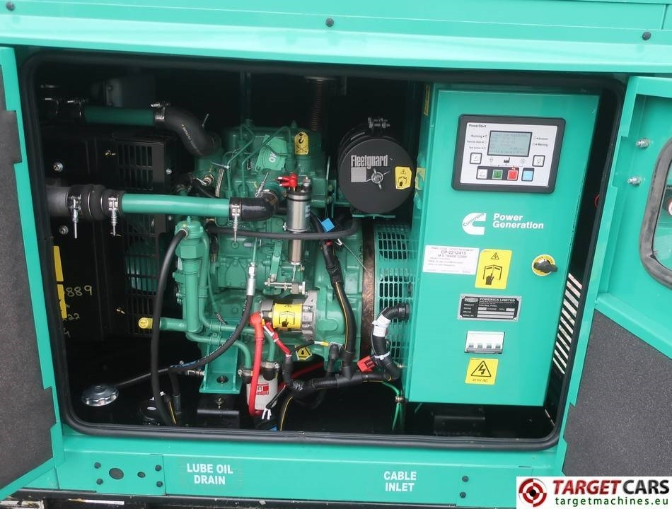 Cummins C15D5P Diesel 15KVA Generator 415V/230V Stamford - Industrie generator: afbeelding 5 Cummins C15D5P Diesel 15KVA Generator 415V/230V Stamford - Industrie generator: afbeelding 5