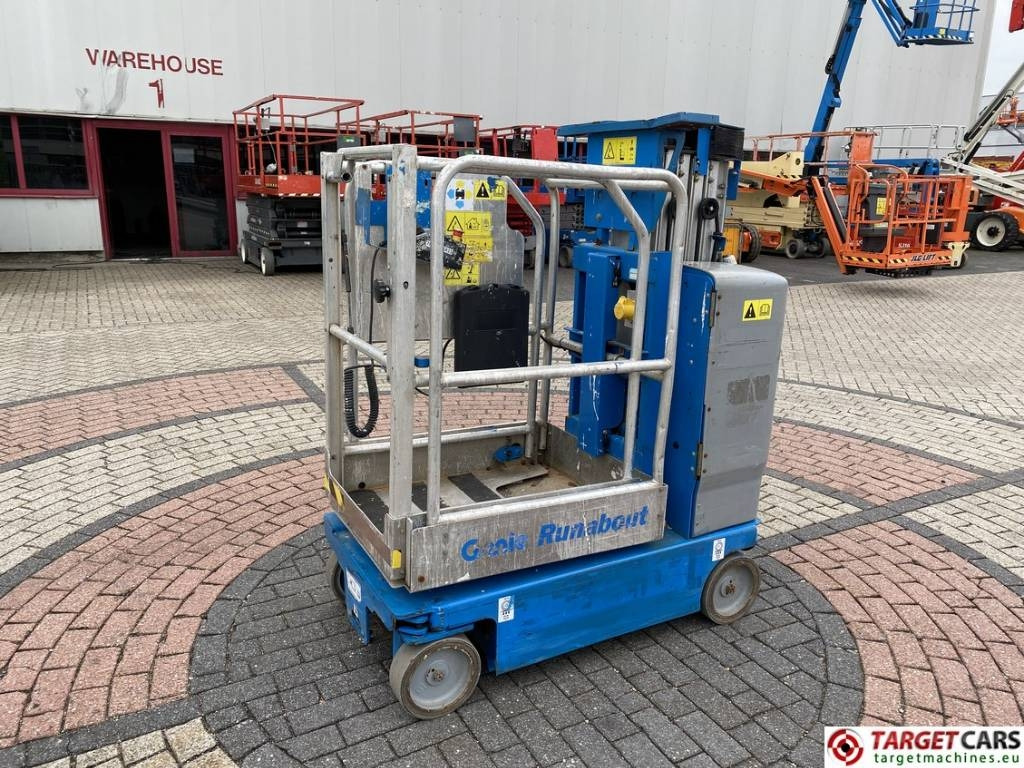 Genie GR15 Runabout Electric Vertical Mast Lift 652cm  - Verticale masthoogwerker: afbeelding 1 Genie GR15 Runabout Electric Vertical Mast Lift 652cm  - Verticale masthoogwerker: afbeelding 1