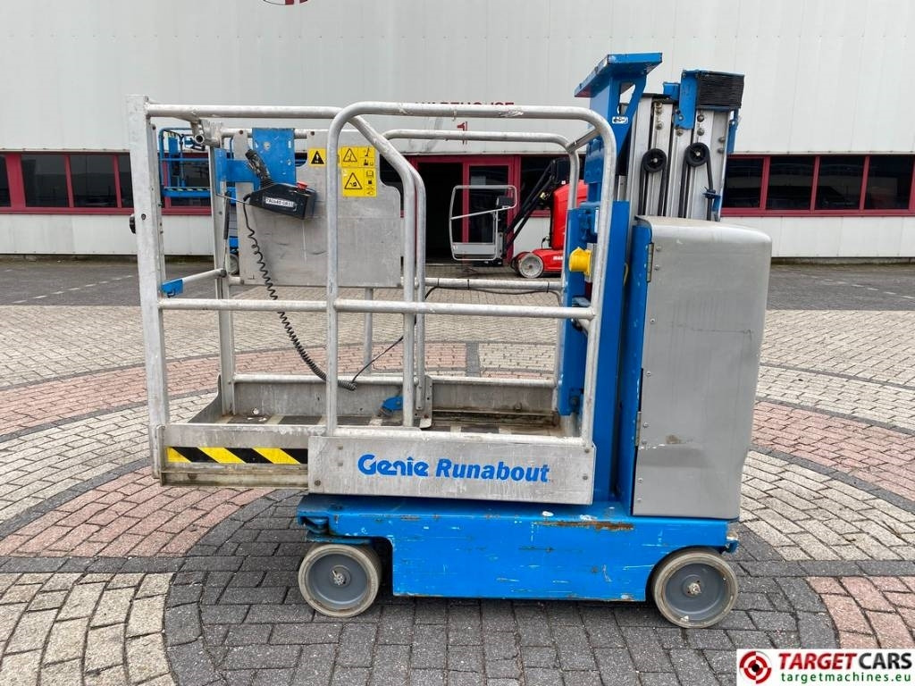 Genie GR15 Runabout Electric Vertical Mast Lift 652cm - Verticale masthoogwerker: afbeelding 5 Genie GR15 Runabout Electric Vertical Mast Lift 652cm - Verticale masthoogwerker: afbeelding 5
