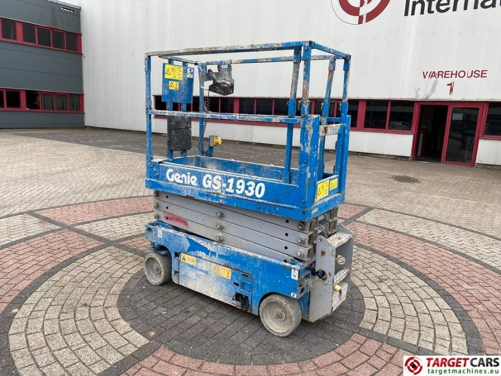 Genie GS-1932 Electric Scissor Work Lift 779cm - Schaarlift: afbeelding 3 Genie GS-1932 Electric Scissor Work Lift 779cm - Schaarlift: afbeelding 3