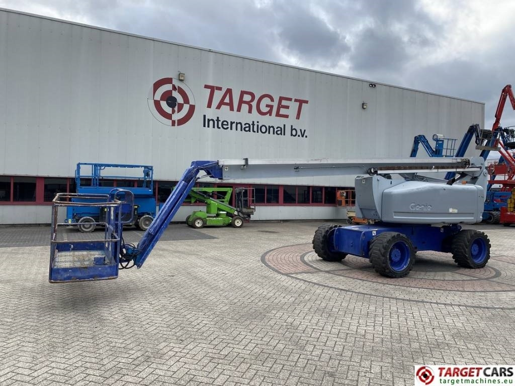 Genie Z-80/60 Articulated 4x4x4 Diesel Boom Lift 2577cm - Knikarmhoogwerker: afbeelding 1 Genie Z-80/60 Articulated 4x4x4 Diesel Boom Lift 2577cm - Knikarmhoogwerker: afbeelding 1