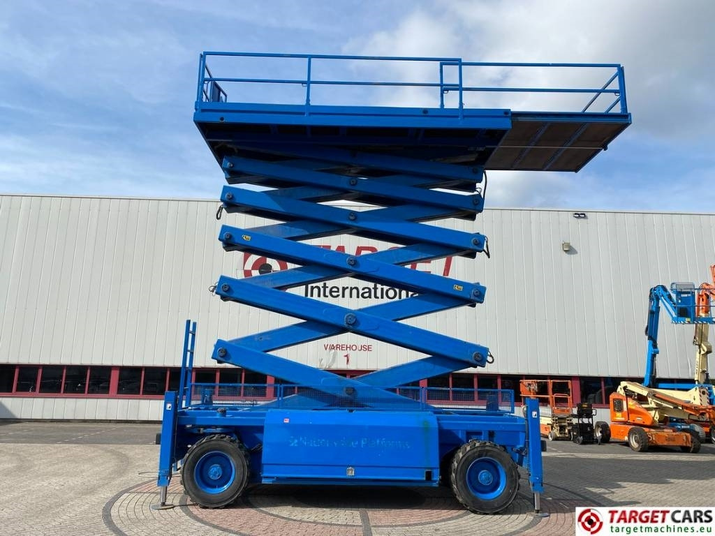 HAB S280-25D 4WDS Diesel 4x4x4 Scissor Lift 2800cm - Schaarlift: afbeelding 5 HAB S280-25D 4WDS Diesel 4x4x4 Scissor Lift 2800cm - Schaarlift: afbeelding 5