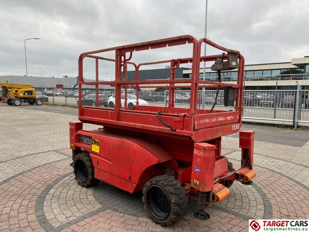 Haulotte Compact 10DX Diesel 4x4 Scissor Work Lift 1015cm - Schaarlift: afbeelding 2 Haulotte Compact 10DX Diesel 4x4 Scissor Work Lift 1015cm - Schaarlift: afbeelding 2