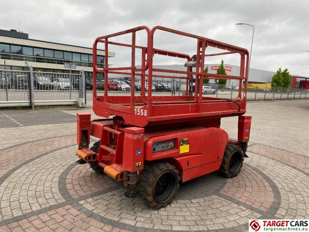 Haulotte Compact 10DX Diesel 4x4 Scissor Work Lift 1015cm - Schaarlift: afbeelding 3 Haulotte Compact 10DX Diesel 4x4 Scissor Work Lift 1015cm - Schaarlift: afbeelding 3