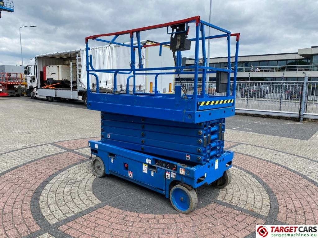 Haulotte Compact 14 Electric Scissor Work Lift 1385cm - Schaarlift: afbeelding 2 Haulotte Compact 14 Electric Scissor Work Lift 1385cm - Schaarlift: afbeelding 2