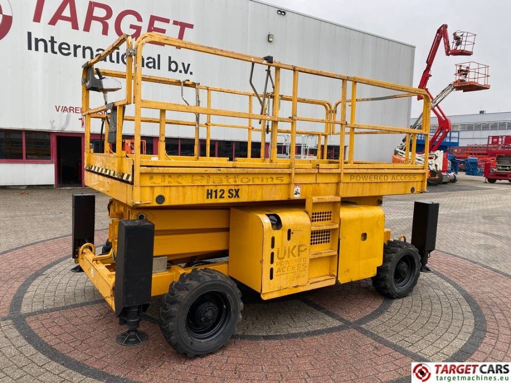 Haulotte H12SDX Diesel H12SX Scissor Work Lift 1200cm - Schaarlift: afbeelding 1 Haulotte H12SDX Diesel H12SX Scissor Work Lift 1200cm - Schaarlift: afbeelding 1