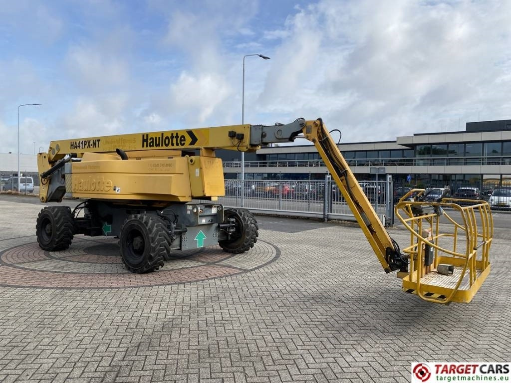 Haulotte HA41PX Articulated 4x4x4 Diesel Boom Work Lift 41M - Knikarmhoogwerker: afbeelding 2 Haulotte HA41PX Articulated 4x4x4 Diesel Boom Work Lift 41M - Knikarmhoogwerker: afbeelding 2