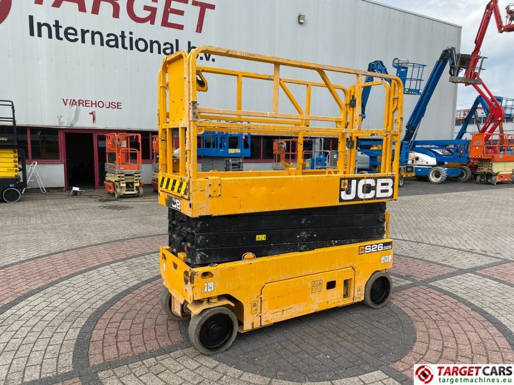 JCB S2632E Electric Scissor Work Lift 1010cm - Schaarlift: afbeelding 1 JCB S2632E Electric Scissor Work Lift 1010cm - Schaarlift: afbeelding 1