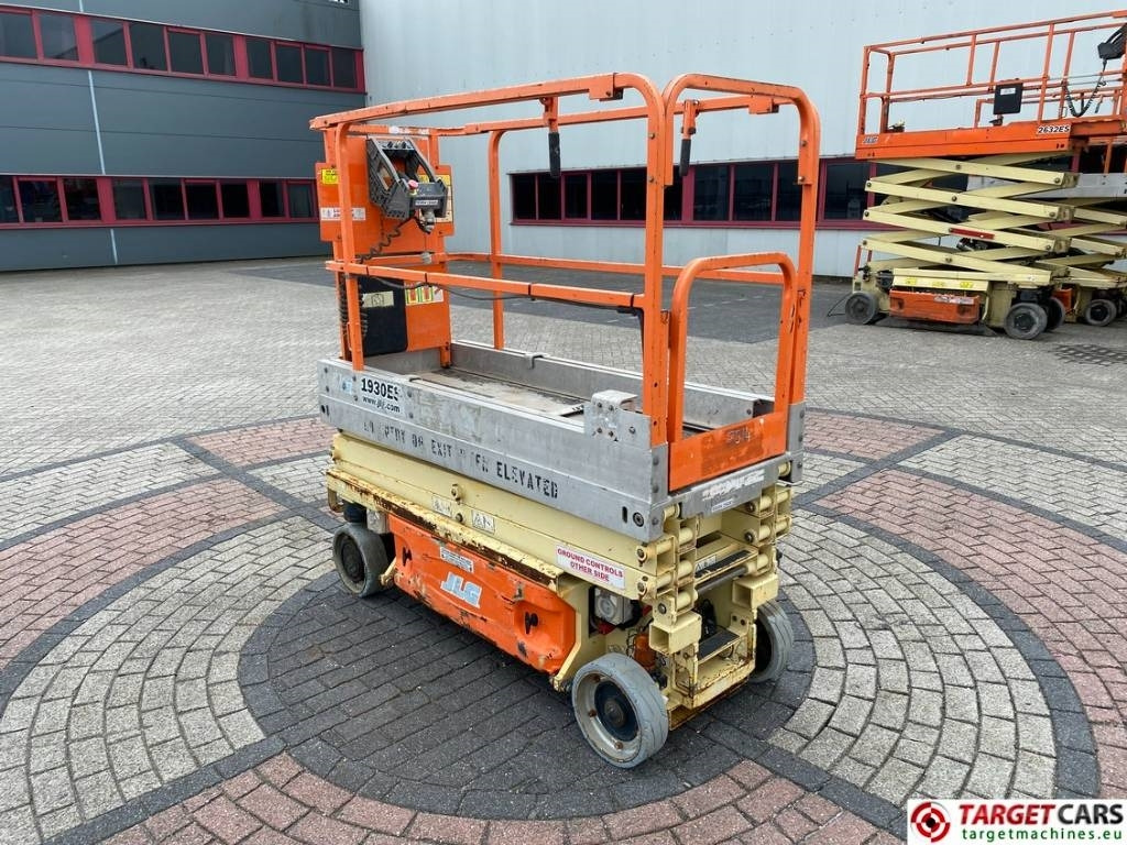 JLG 1930ES Electric Scissor Work Lift 772cm - Schaarlift: afbeelding 4 JLG 1930ES Electric Scissor Work Lift 772cm - Schaarlift: afbeelding 4