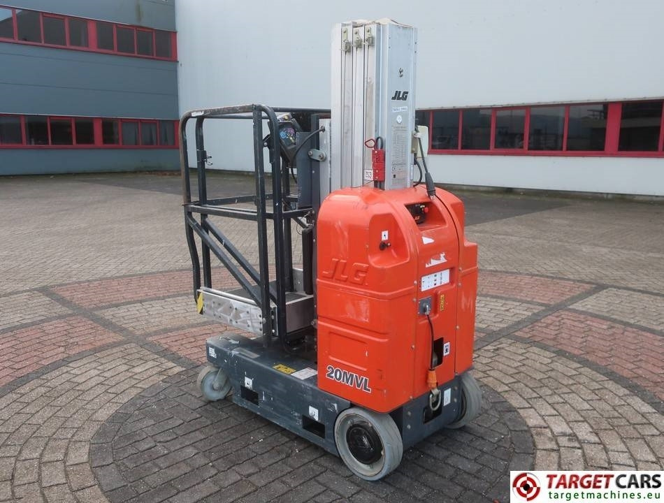 JLG 20MVL Electric Vertical Mast Work Lift 794cm  - Verticale masthoogwerker: afbeelding 4 JLG 20MVL Electric Vertical Mast Work Lift 794cm  - Verticale masthoogwerker: afbeelding 4
