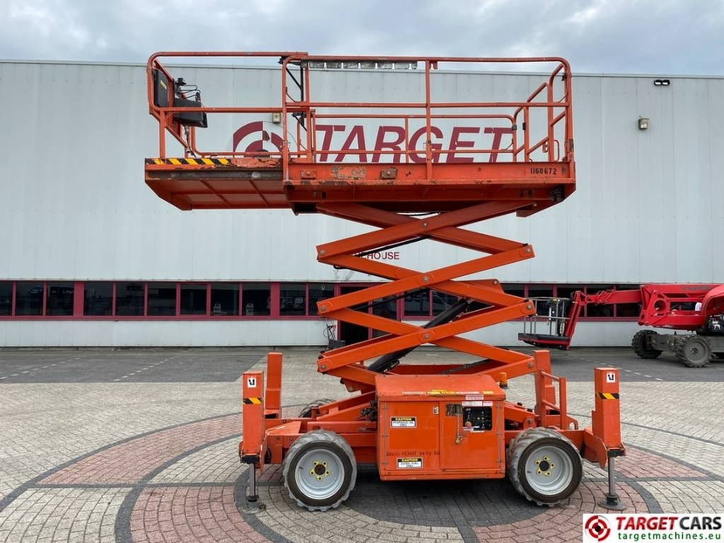 JLG 260MRT Diesel 4x4 Scissor Workj Lift 992cm - Schaarlift: afbeelding 5 JLG 260MRT Diesel 4x4 Scissor Workj Lift 992cm - Schaarlift: afbeelding 5