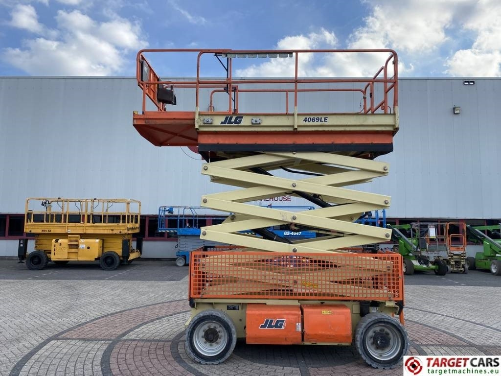 JLG 4069LE Electric Scissor Work Lift 1419cm - Schaarlift: afbeelding 5 JLG 4069LE Electric Scissor Work Lift 1419cm - Schaarlift: afbeelding 5