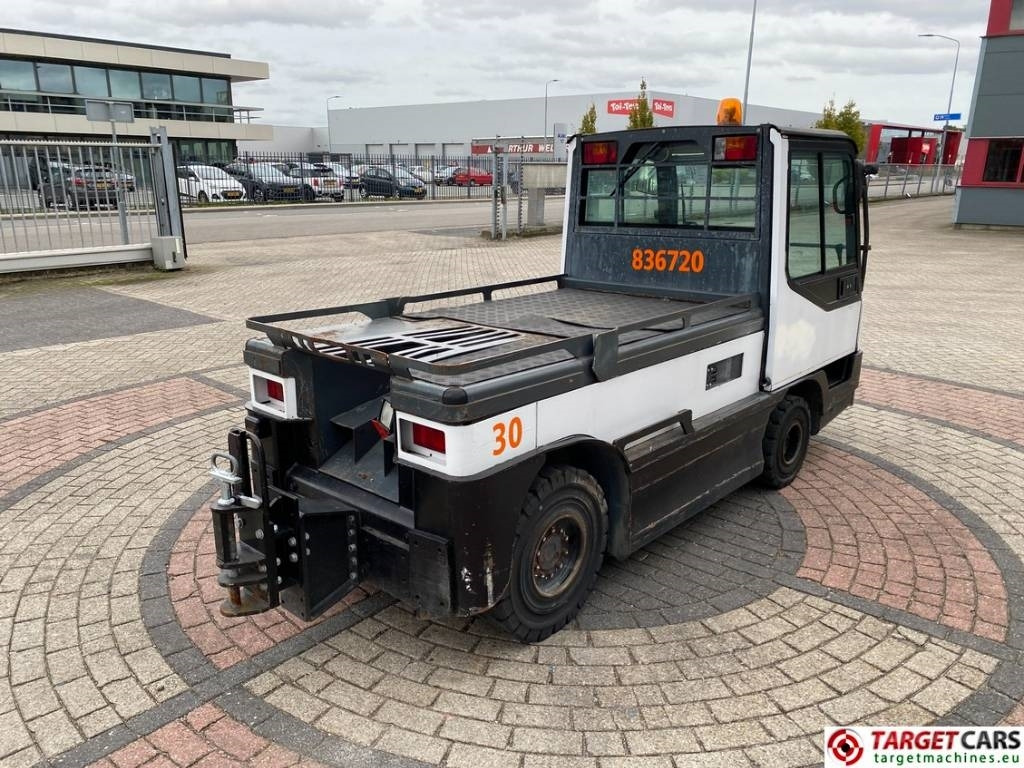 Linde P250 Tow Tug Truck Tractor Electric 80V Max 25T - Gemeentelijke tractor: afbeelding 3 Linde P250 Tow Tug Truck Tractor Electric 80V Max 25T - Gemeentelijke tractor: afbeelding 3