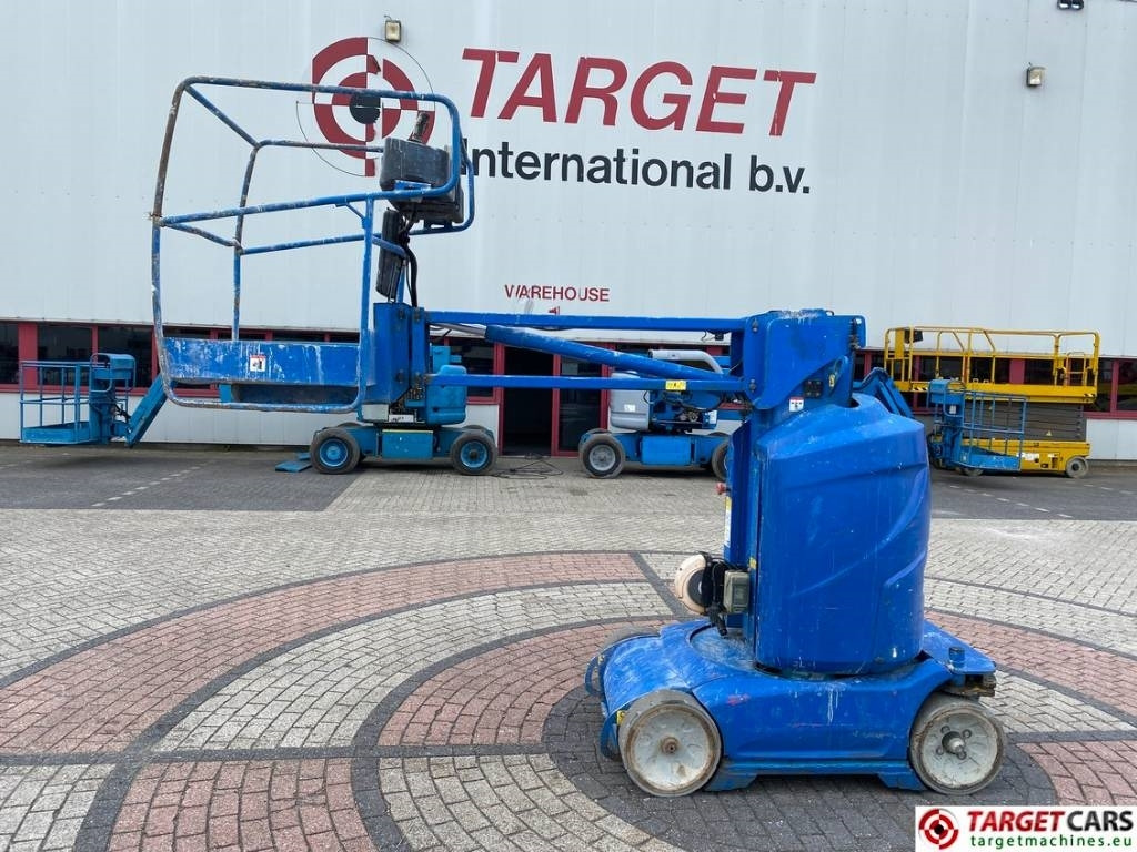 Manitou 100VJR Electric Vertical Mast Work Lift 990cm - Hoogwerker: afbeelding 5 Manitou 100VJR Electric Vertical Mast Work Lift 990cm - Hoogwerker: afbeelding 5