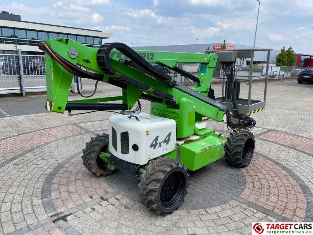 Niftylift HR12D 4WD Articulated Diesel Boom Work Lift 1220cm - Knikarmhoogwerker: afbeelding 3 Niftylift HR12D 4WD Articulated Diesel Boom Work Lift 1220cm - Knikarmhoogwerker: afbeelding 3