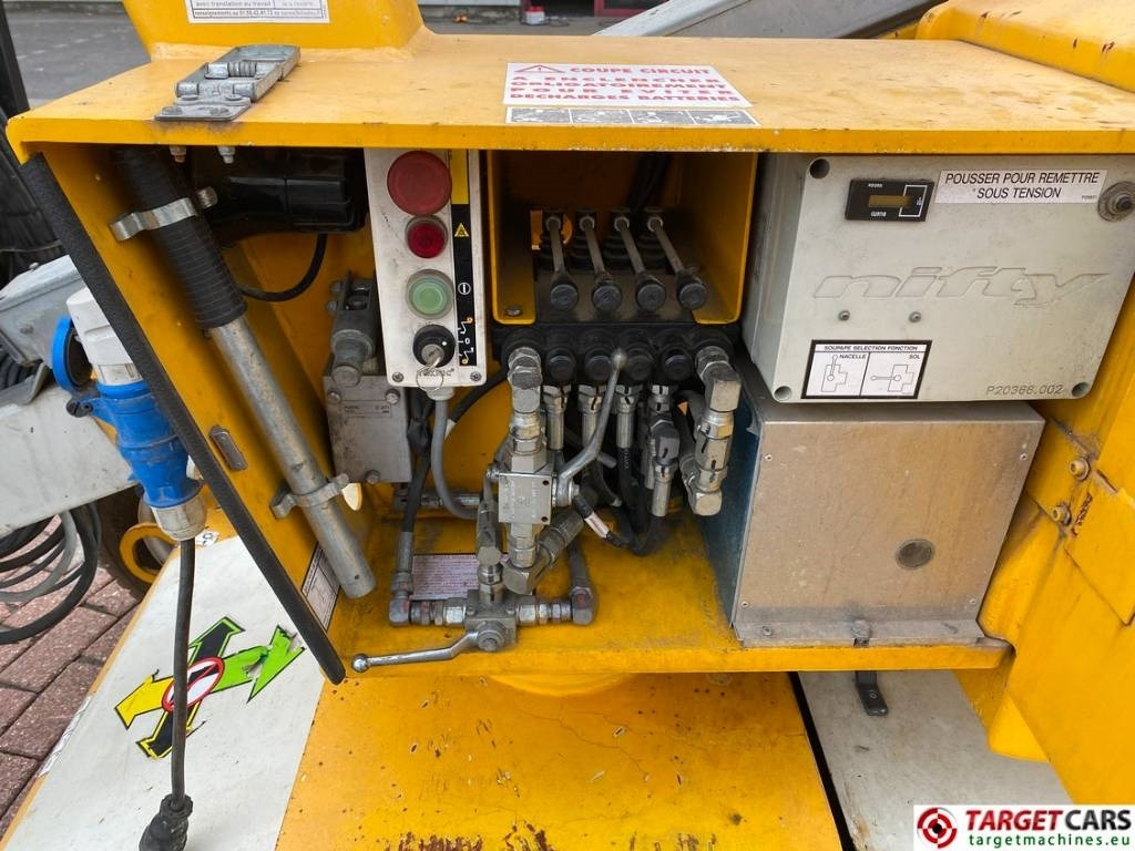 Leasing Niftylift HR12NDE HyBrid Articulated Boom Work Lift 1220cm  Niftylift HR12NDE HyBrid Articulated Boom Work Lift 1220cm: afbeelding 11