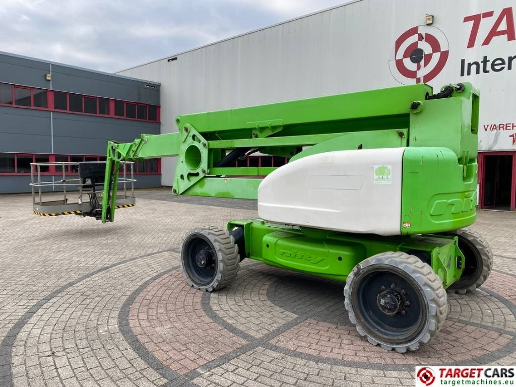 Niftylift HR28 HyBrid Articulated 4x4 Boom Work Lift 2800cm - Knikarmhoogwerker: afbeelding 4 Niftylift HR28 HyBrid Articulated 4x4 Boom Work Lift 2800cm - Knikarmhoogwerker: afbeelding 4